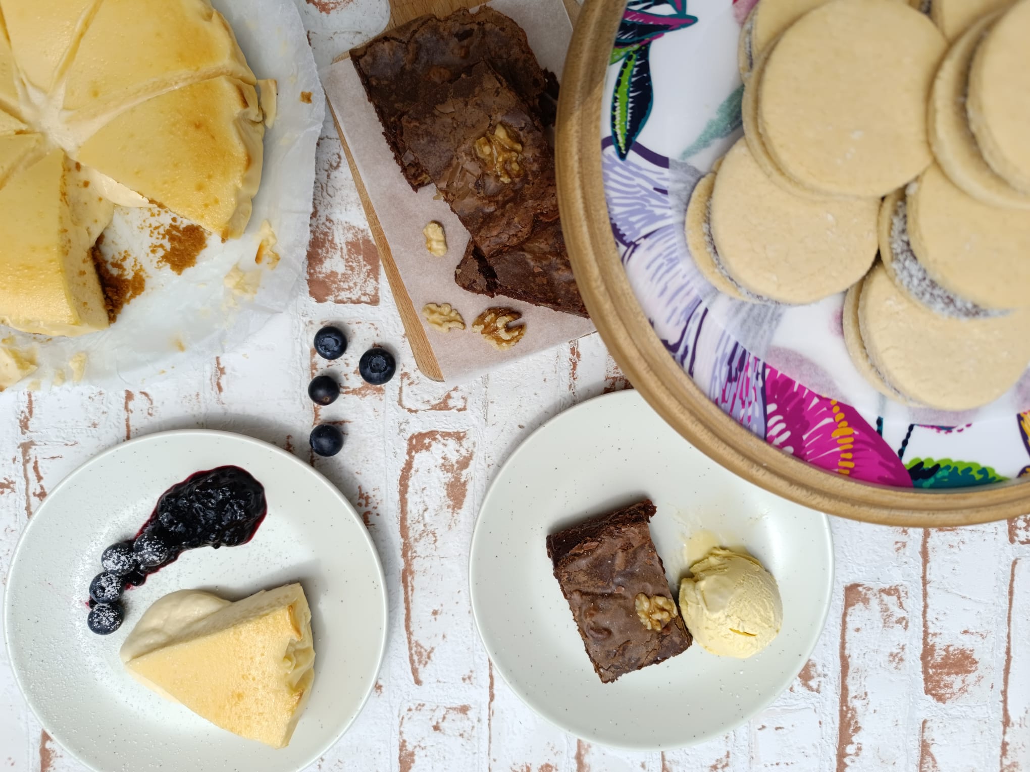 POSTRES ELABORADOS POR NUESTRA MAESTRA PASTELERA