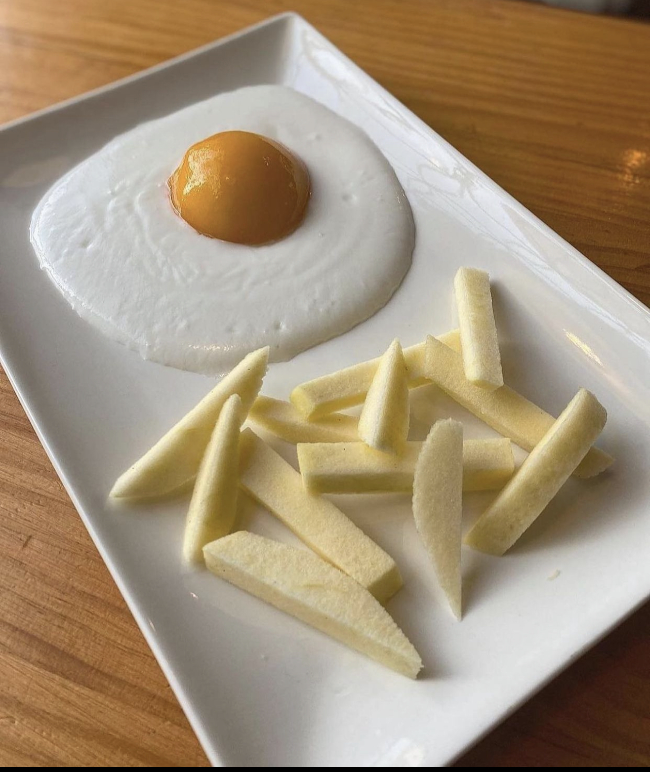 Huevo frito con patatas