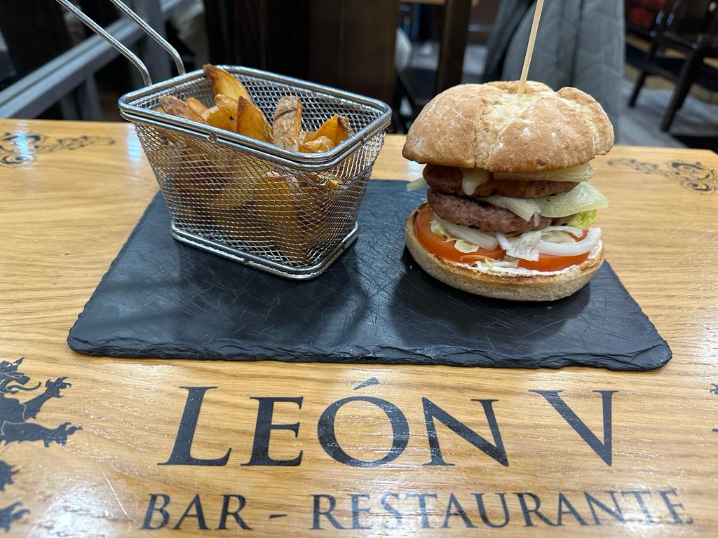 Hamburguesa Normal con Patatas