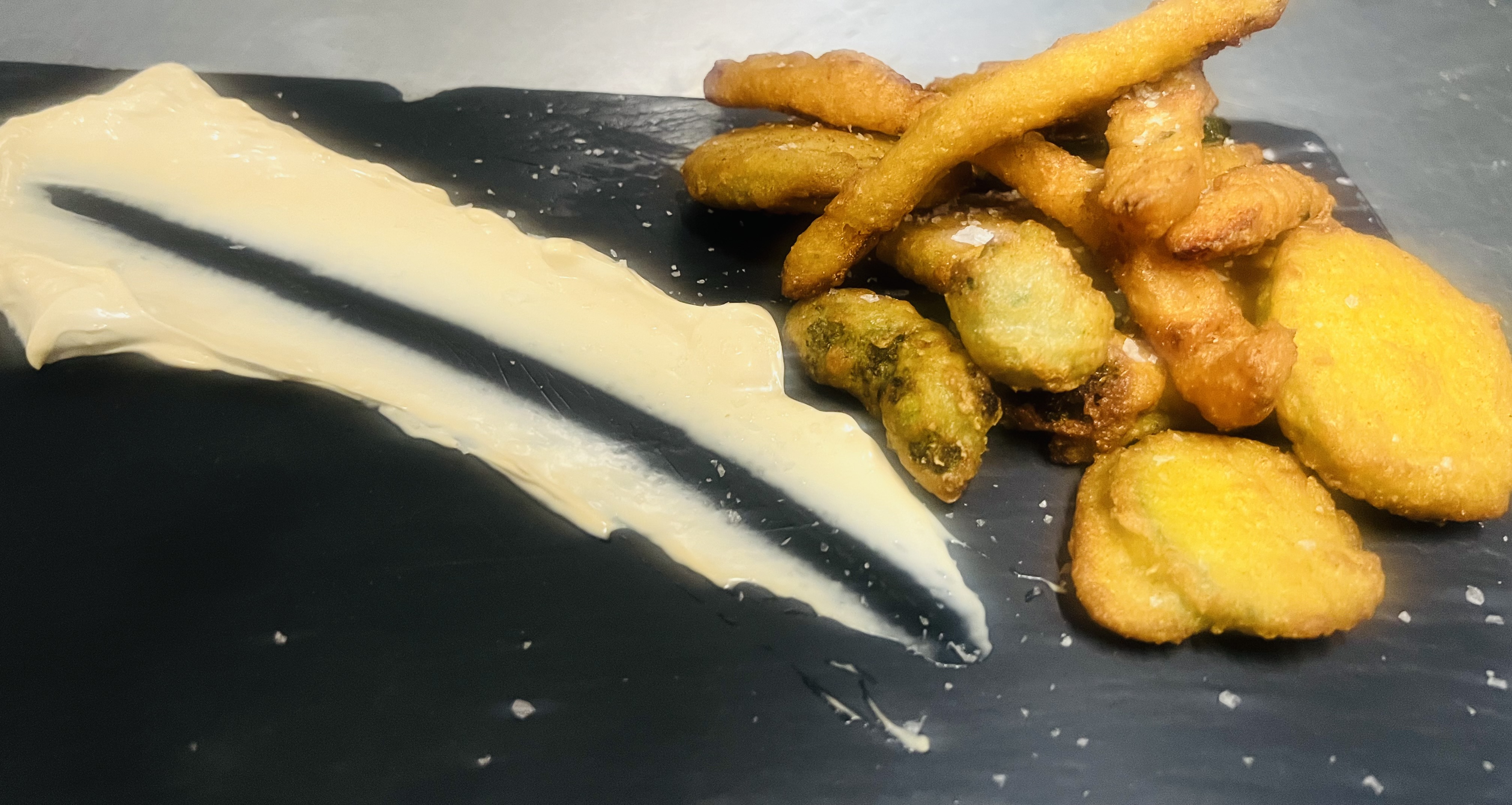 Verduras en tempura con mayonesa de soja