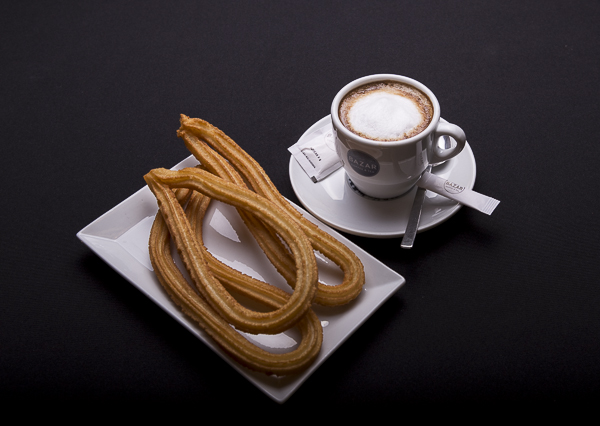 Café con tres churros