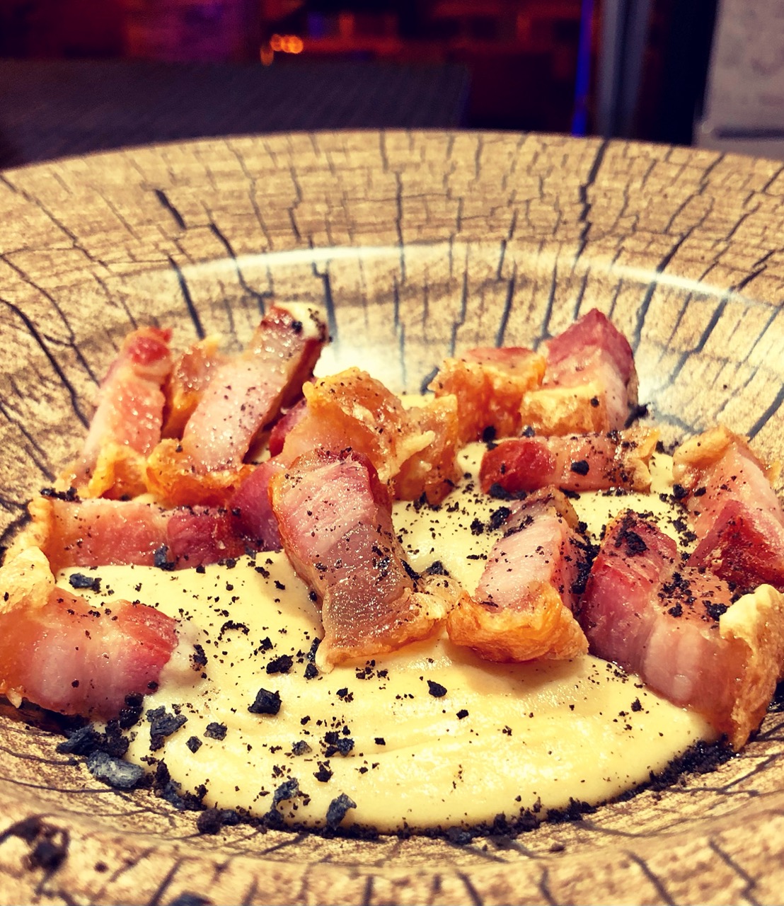 Torrezno de Soria con parmentier de patata trufada