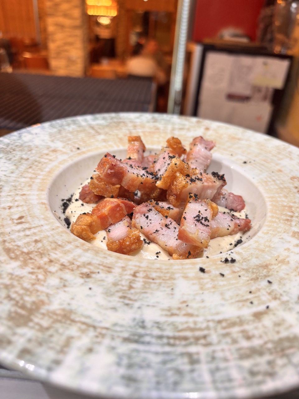Torrezno de Soria con parmentier de patata trufada