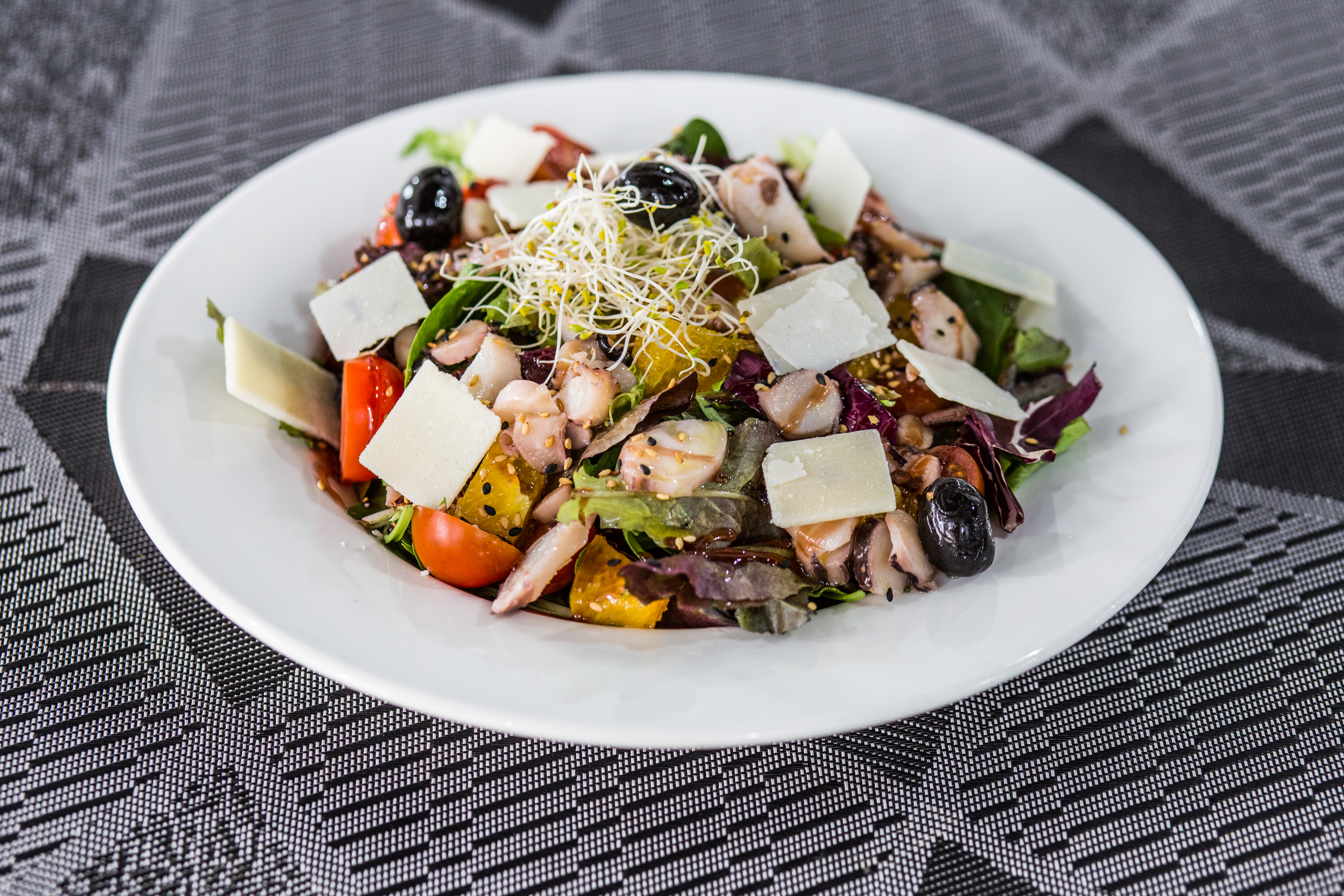 5. Ensalada con pulpo