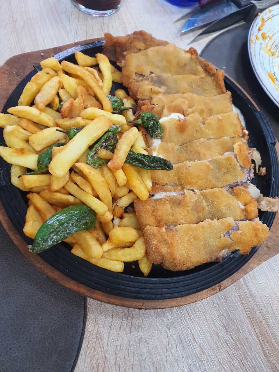 CACHOPO DE JAMON Y QUESO MANCHEGO