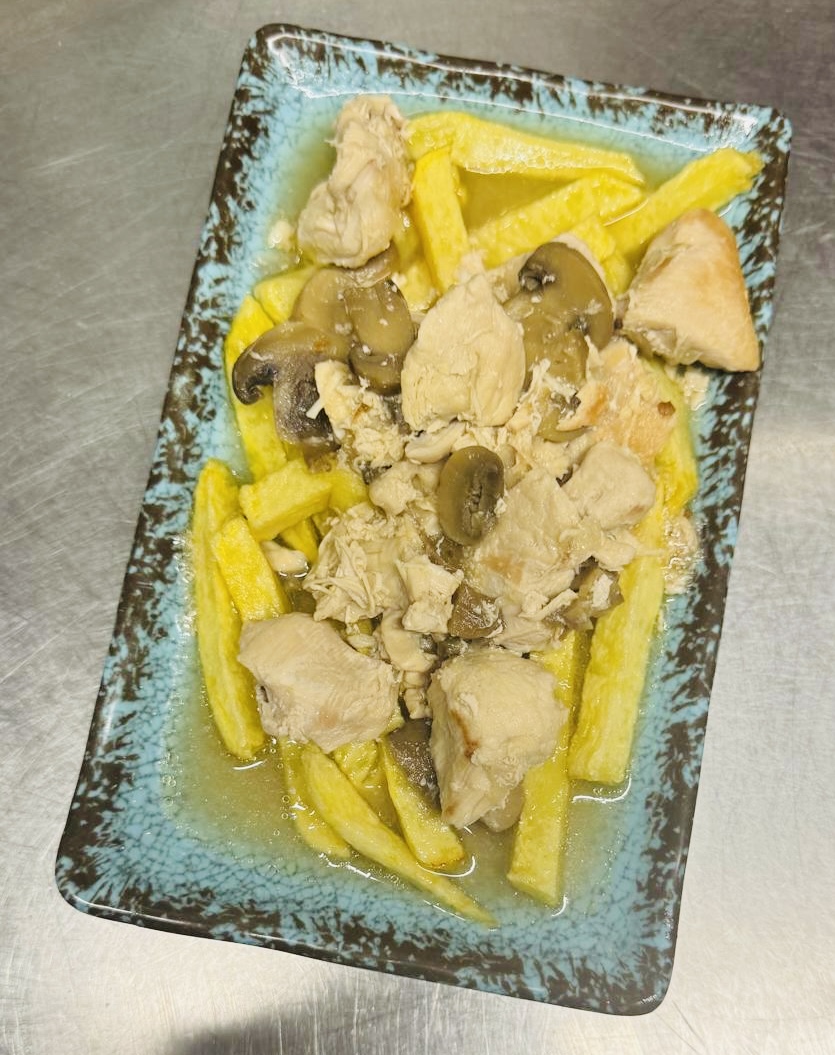Pollo con champiñones