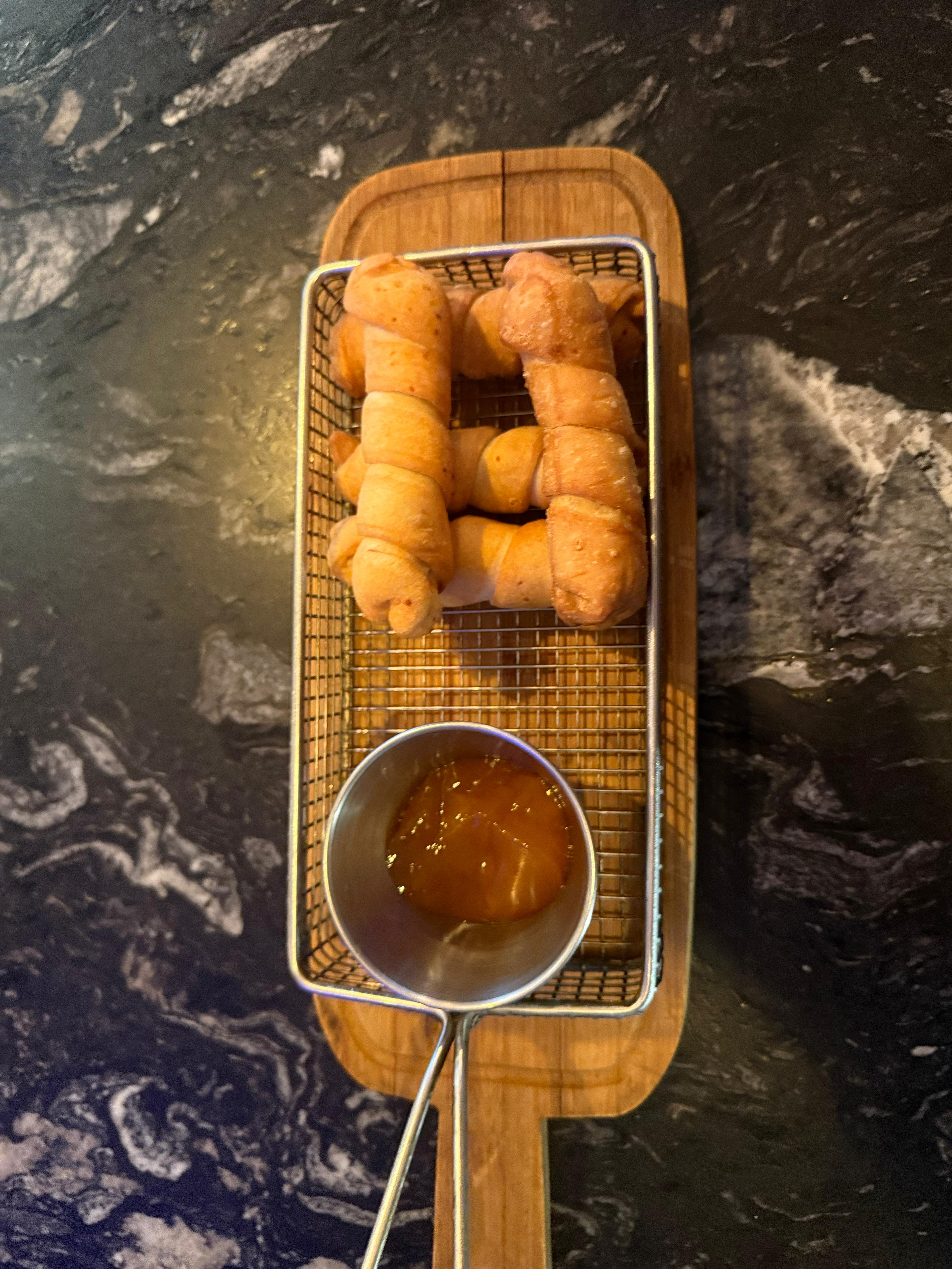 Tequeños de queso (5 ud.)