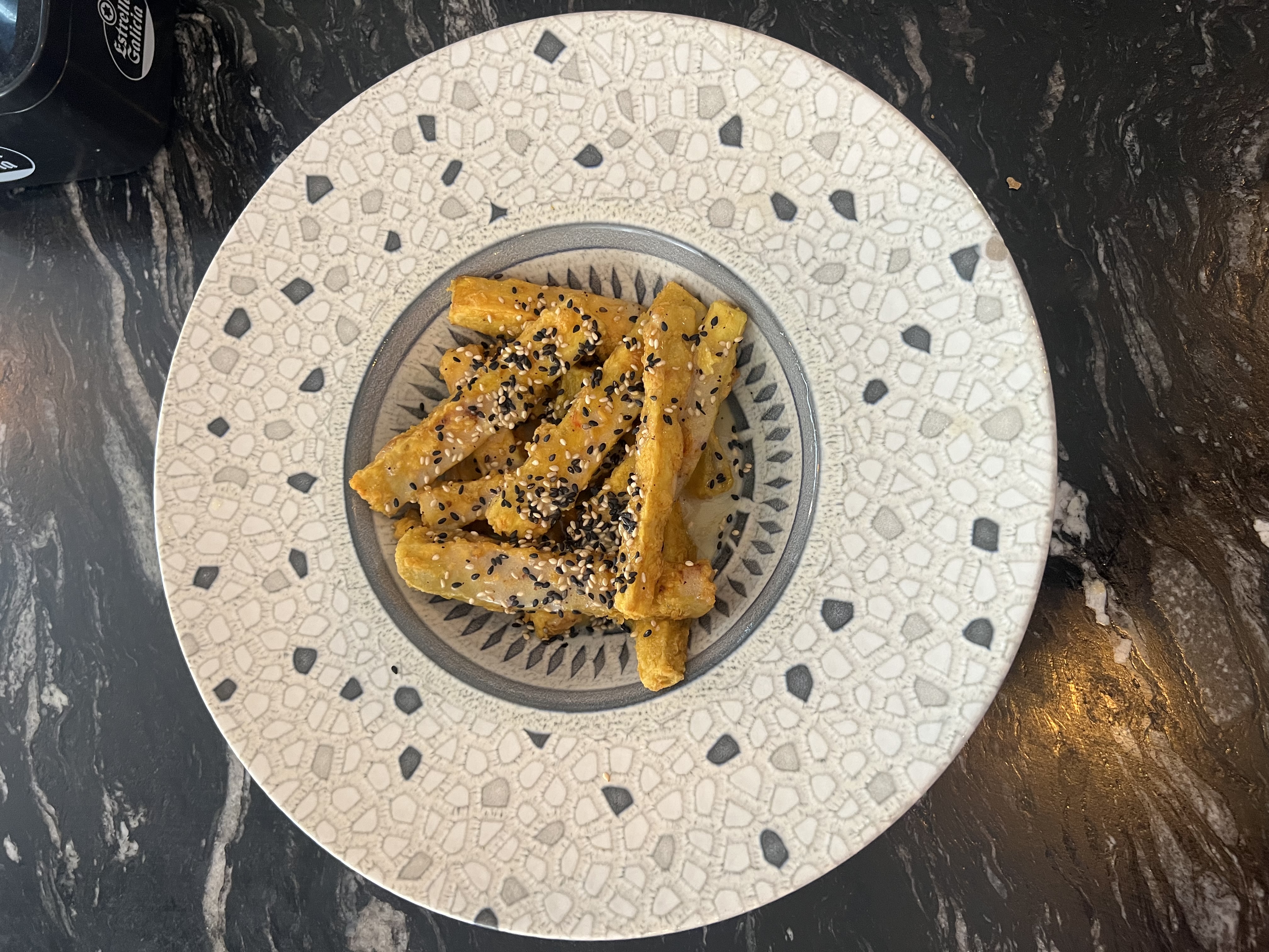 Berenjenas rebozadas con miel de maracuyá