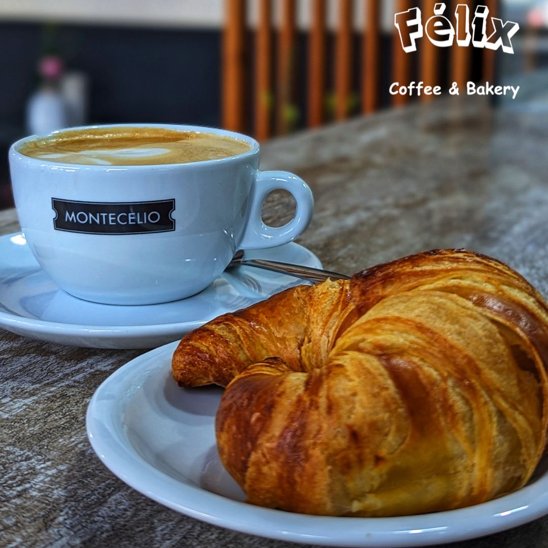 Croissant Mantequilla