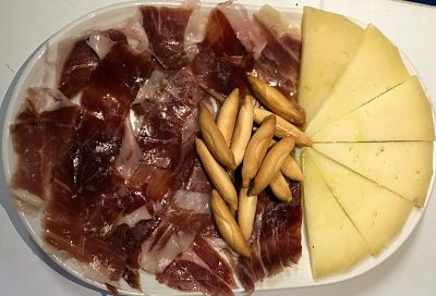 Jamón Ibérico y Queso Manchego