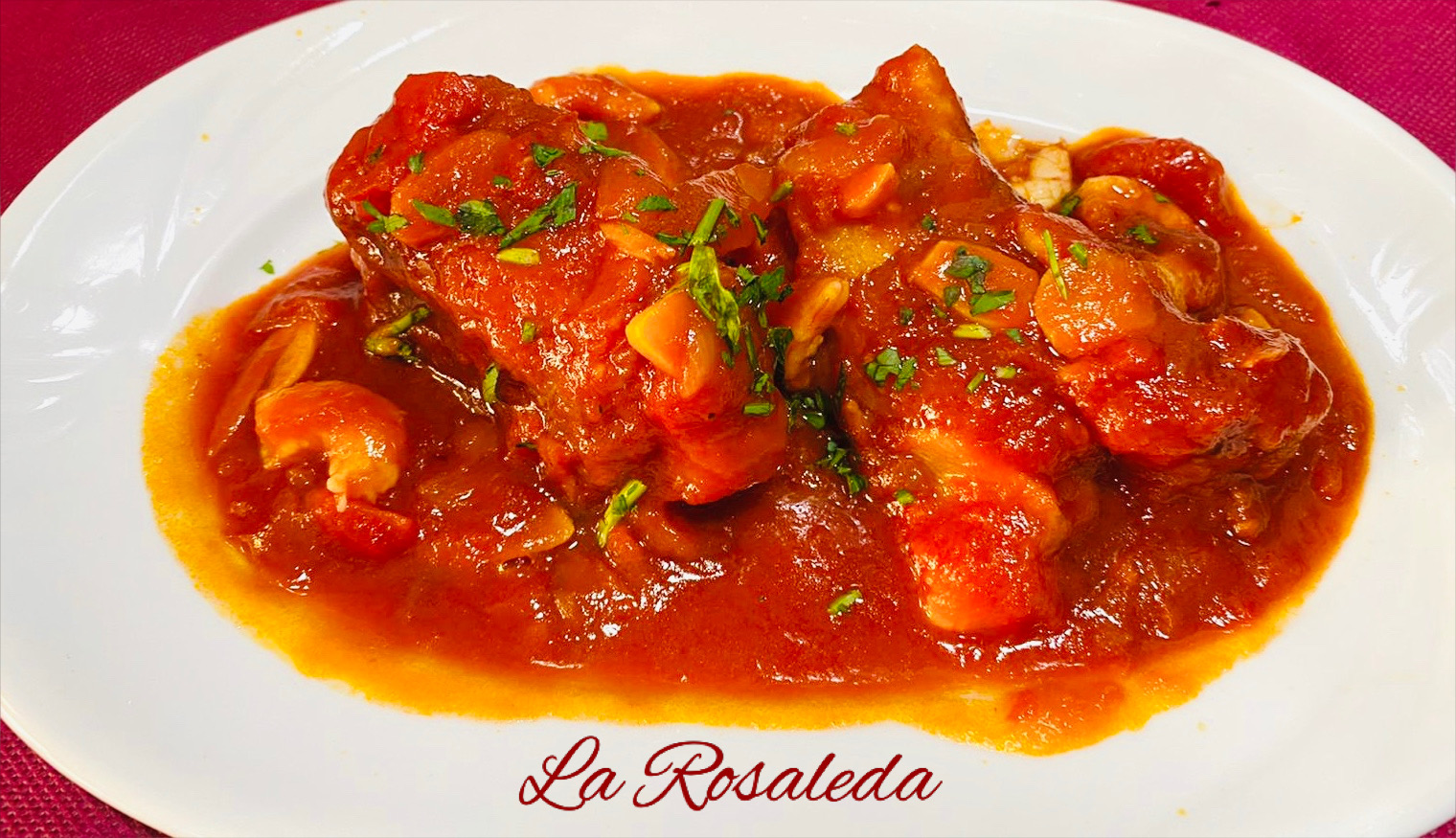 Lomo de bacalao en salsa marinera con gambas
