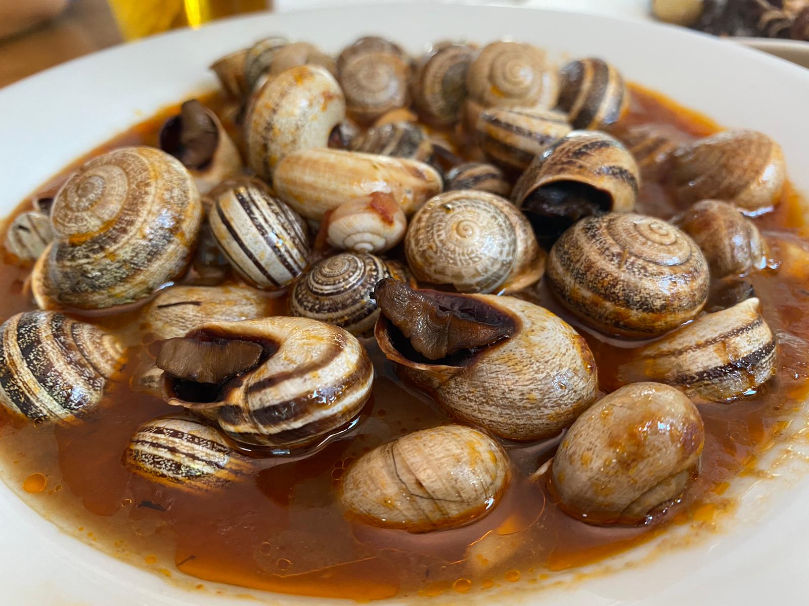 Caracoles en salsa (plato)